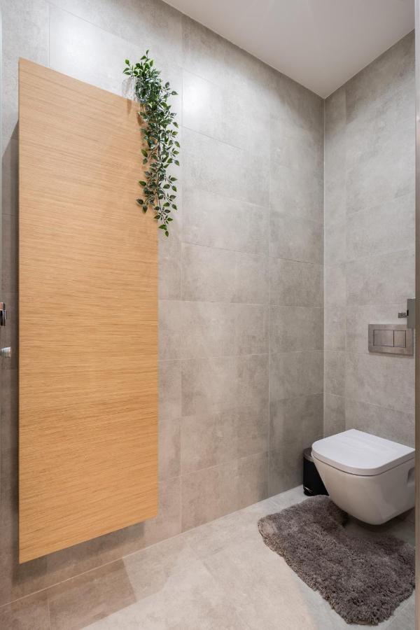 Buenos Boutique - A/C, 2 Bathrms, Amazing View Apartment Budapest Exterior photo